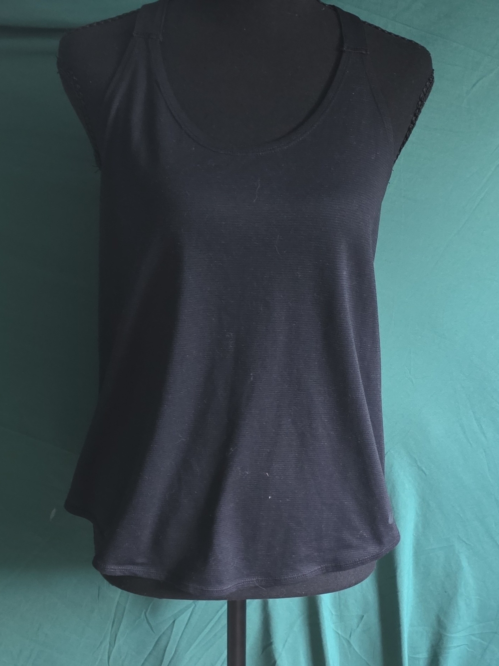 Nike Black Women's Scoop Neck Performance Tank